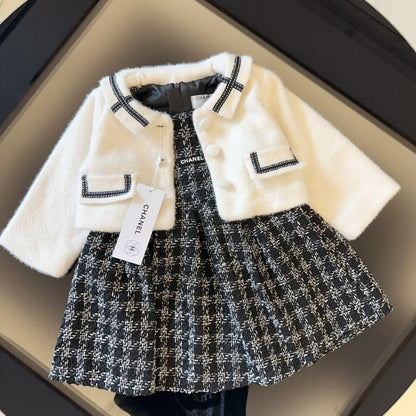 TCHC17  New style girls' spring and autumn thin woolen skirt+outerwear Clothing