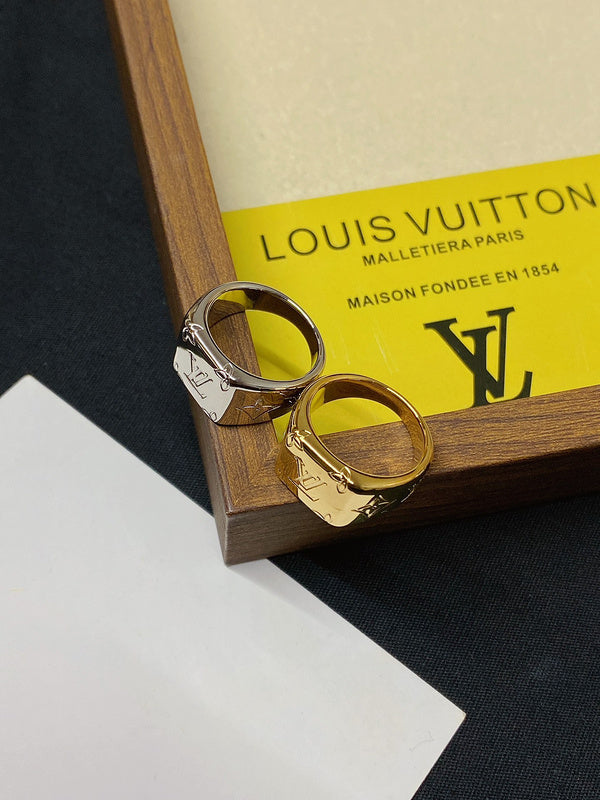 J139  Men's and women's titanium steel ring jewelry