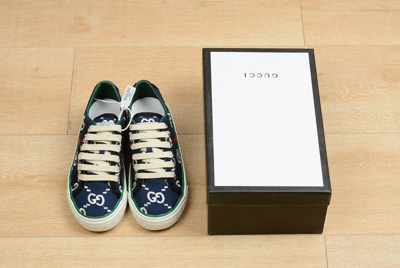 MGS17  Fashion women's and men's sneakers shoes 36-44