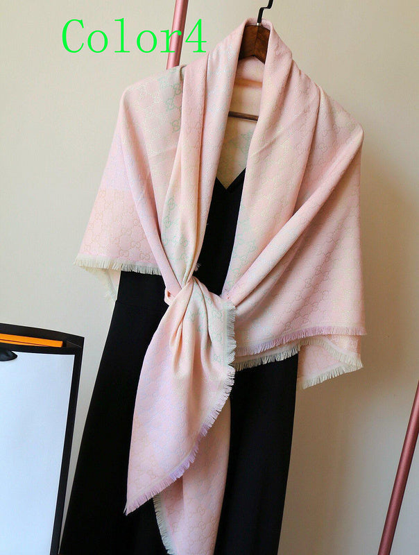 GSC21 Scarf 140-140CM 31% rayon, 28% cotton, 23% wool, 10% silk, 8% metal fiber Can choose Box