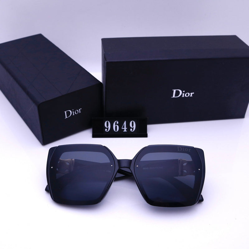 9649  Sunglasses with box