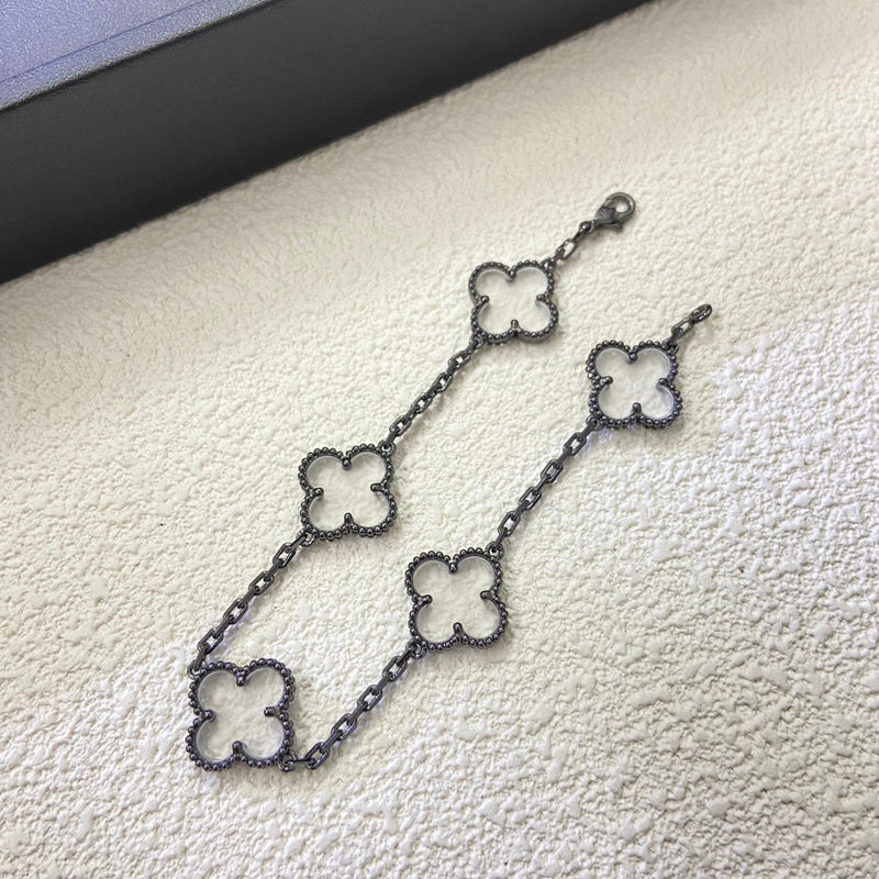 AVSB7   Darth Vader white crystal multifaceted bracelet jewelry