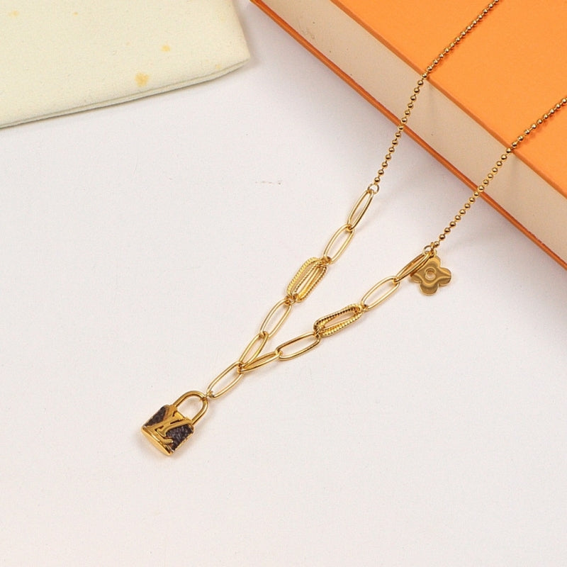 LN34  Classic letter long necklace    Jewelry