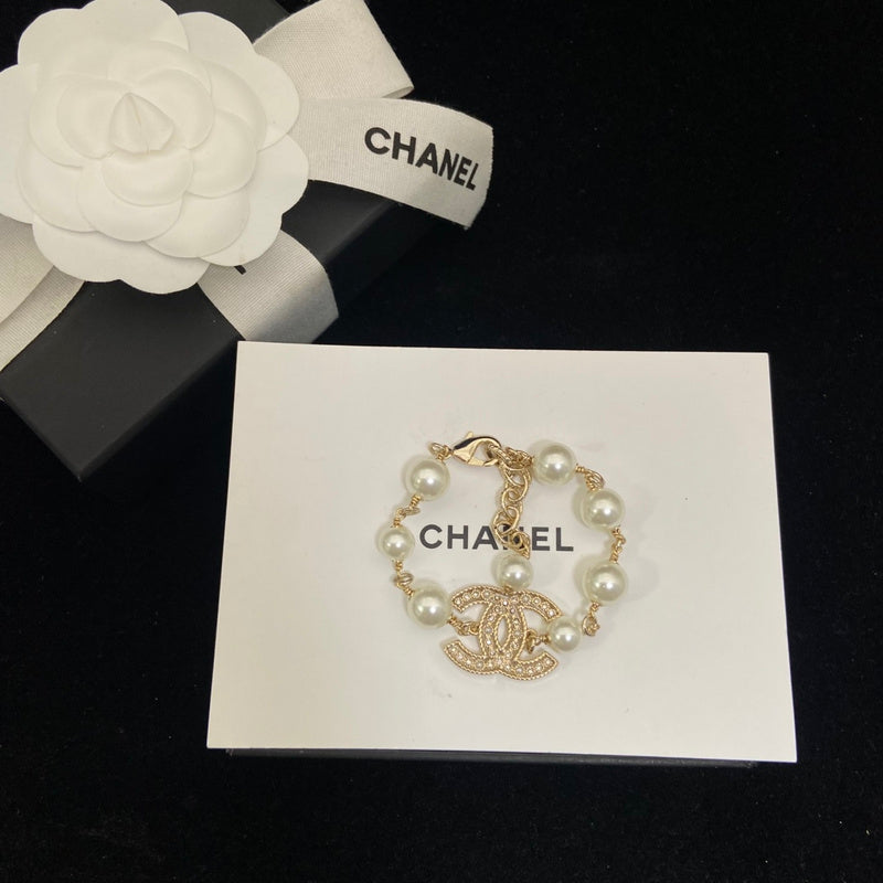 CHB50   Women's Double C Hollow Pearl Bracelet Jewelry