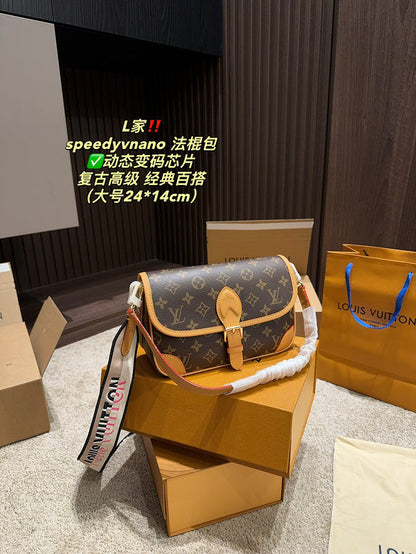 MLP02 Women's new fashion 24*14cm baguette bag