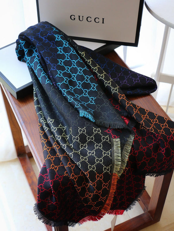 GSC21 Scarf 140-140CM 31% rayon, 28% cotton, 23% wool, 10% silk, 8% metal fiber Can choose Box