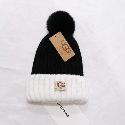 PUGH6  Color matching big wool ball knitted hat