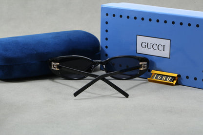 1680  Sunglasses with box