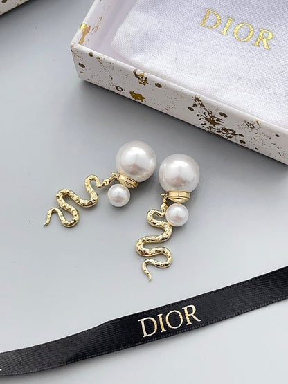 A1099  Women's new fashion stud earrings jewelry