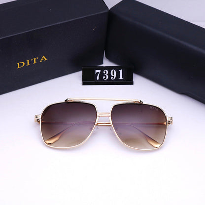 7391 Sunglasses with box