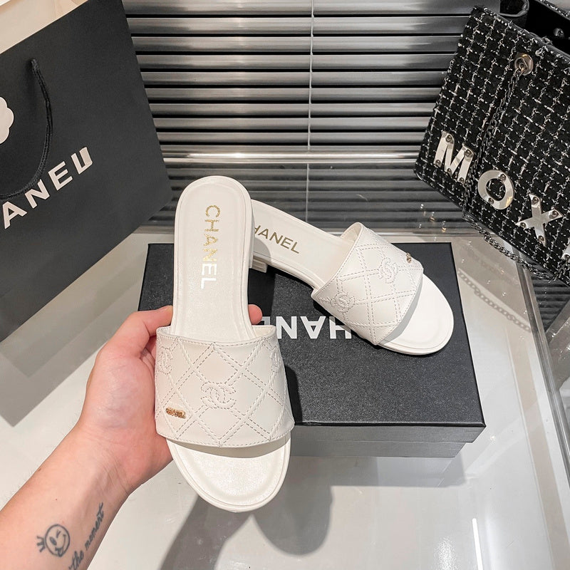 MJCS08 Leather slippers Women shoes 35-40 With box