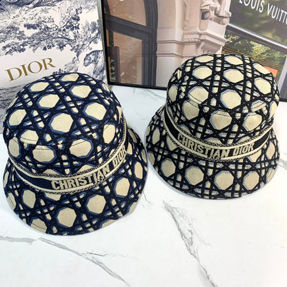 DIH33  New Sun Hat Duck Tongue Hat