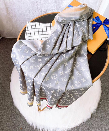 XLC0 Silk satin 70-180CM Scarf