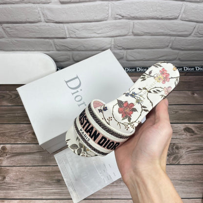 MJDS2 shoes women slippers with all packaging