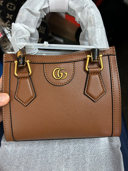 LGP40 Leather Handbag 20-16-10CM Bag