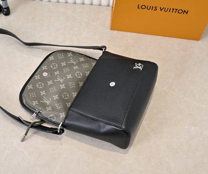 LLP016 Leather bag 26.6-17-11CM   for women and men Bags