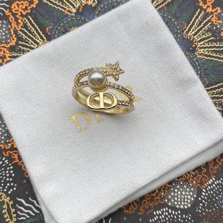 DIR3 Women's fashion accessorize with pearl rings  Jewelry