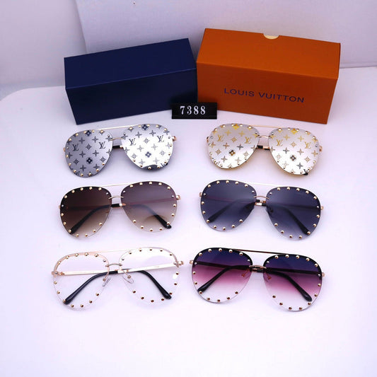 7388 Sunglasses with box