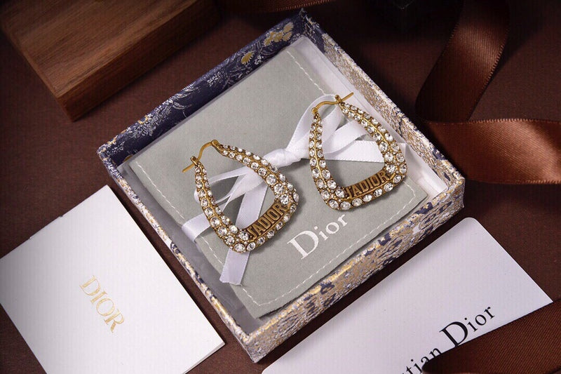 DE72 Classic women earrings  Jewelry