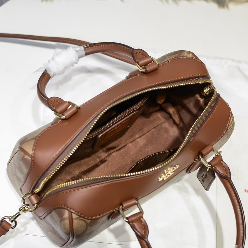 GCP8 Leather Bag 23-17-13CM