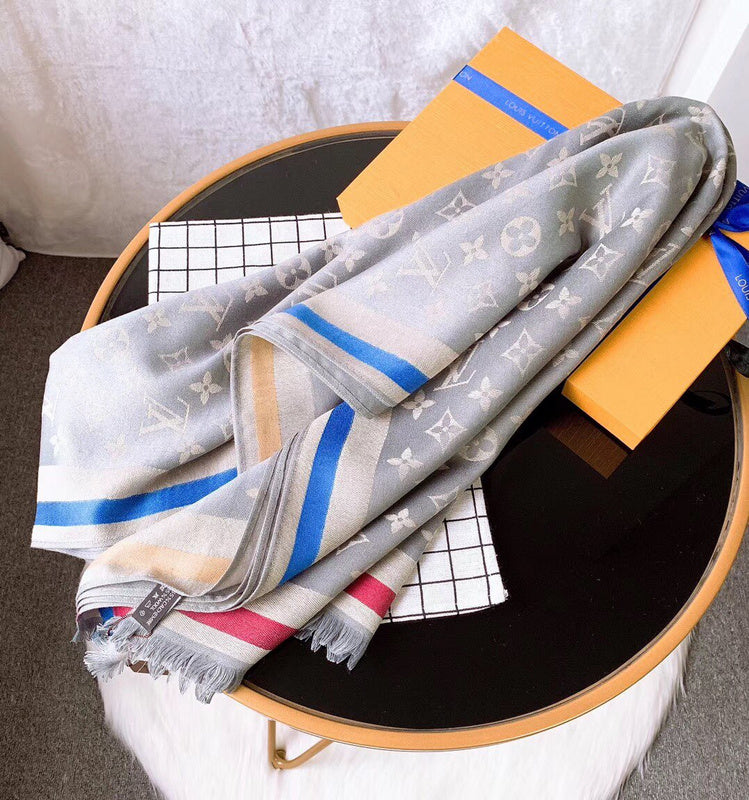 XLC0 Silk satin 70-180CM Scarf