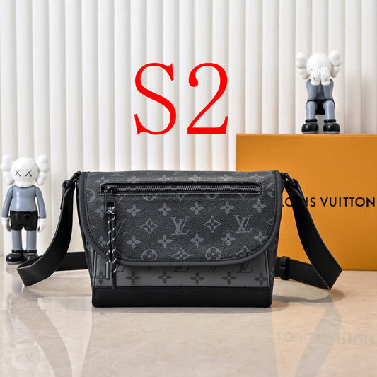 LLP016 Leather bag 26.6-17-11CM   for women and men Bags