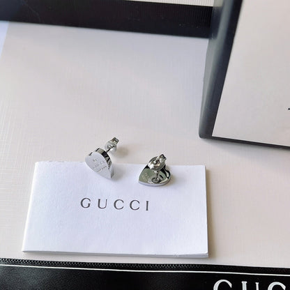 A816   Women's titanium steel heart-shaped earring jewelry