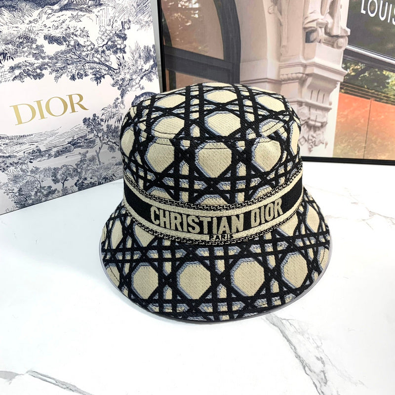 DIH33  New Sun Hat Duck Tongue Hat