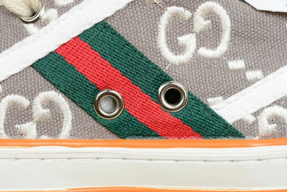 MGS17  Fashion women's and men's sneakers shoes 36-44