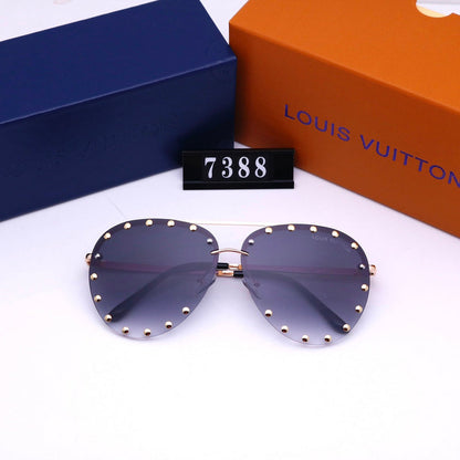 7388 Sunglasses with box