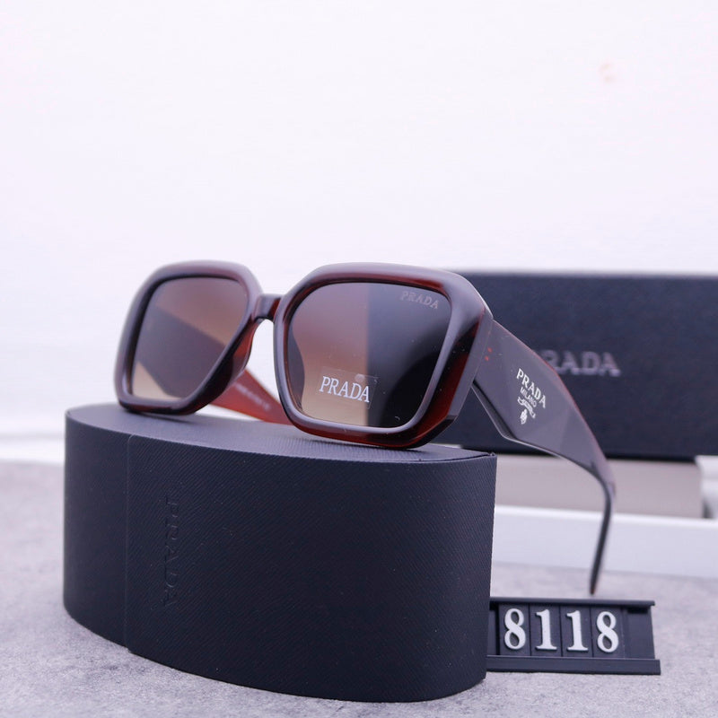 8118 Sunglasses with box