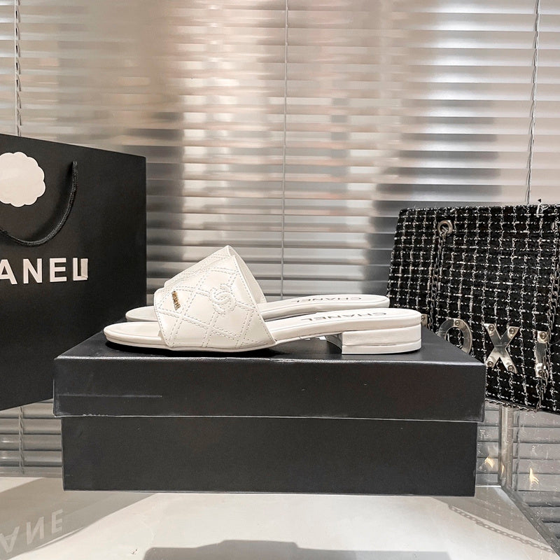 MJCS08 Leather slippers Women shoes 35-40 With box