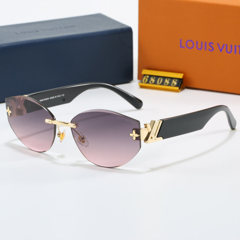 68088  Sunglasses with box