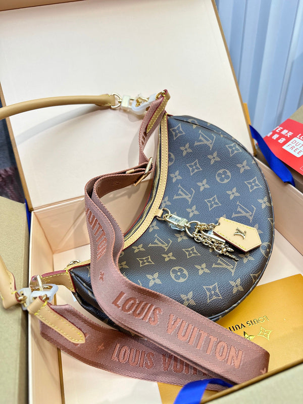 MLP01   Women's new fashion 22x9x33cm moon bag