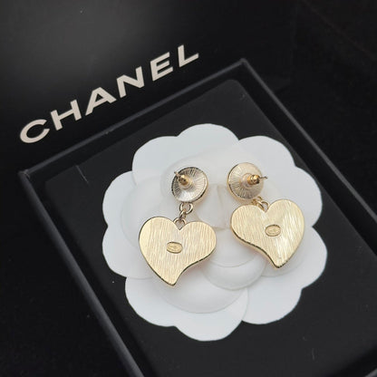 CHE72   Women's new fashion heart-shaped earrings  jewelry