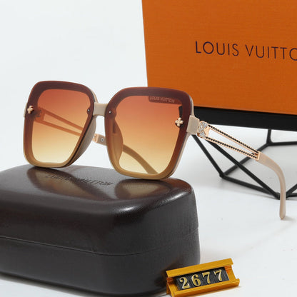 2677   Sunglasses with box