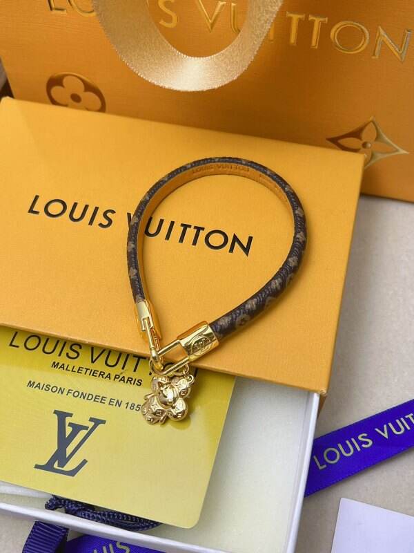 S458  Women's titanium steel bracelet jewelry