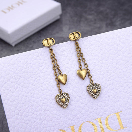 DE121  Women's Brass Heart Stud Earrings  Jewelry