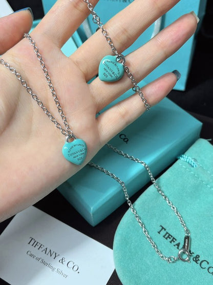 X699   Men's and women's titanium steel necklace bracelet set jewelry