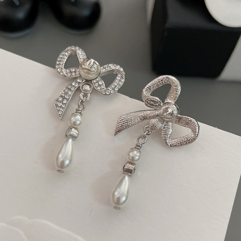 CE2 Fragrant butterfly hanging pearl drop earrings  Jewelry