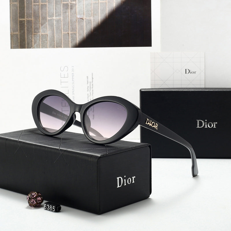 6385   Sunglasses with box