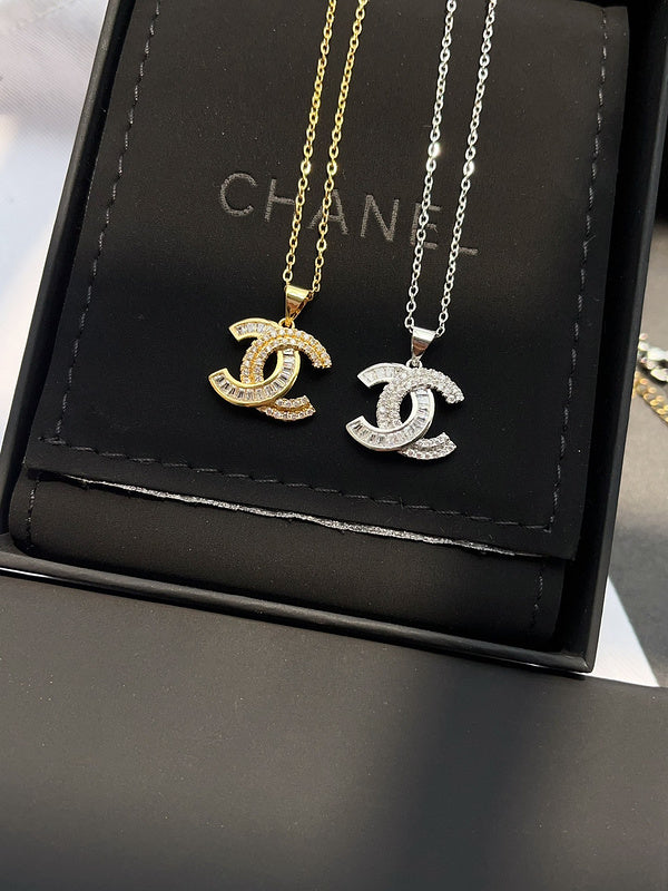 X668    Women's titanium steel necklace jewelry