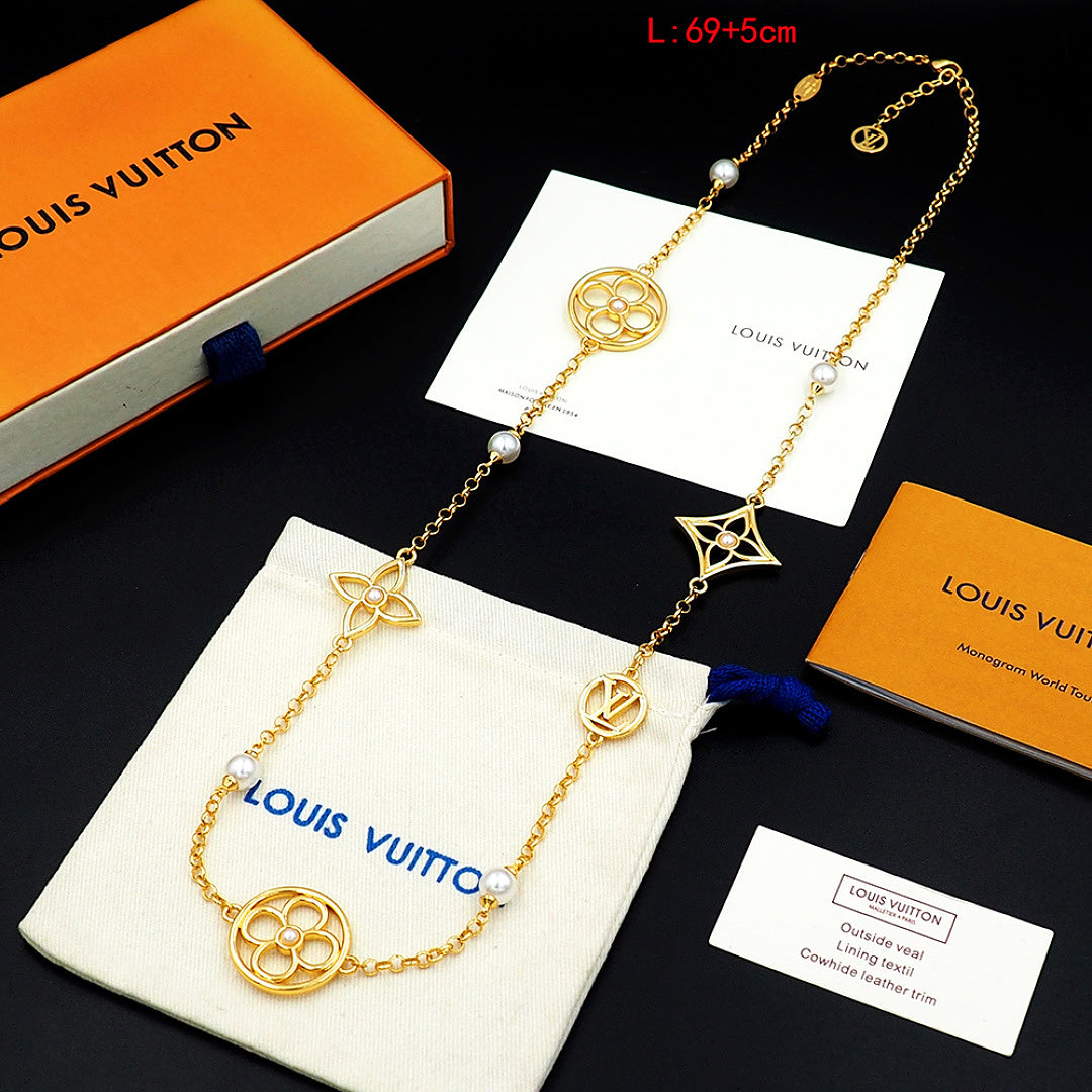 X749  Luxury stainless steel gold-plated pearl necklace jewelry