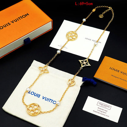 X749  Luxury stainless steel gold-plated pearl necklace jewelry