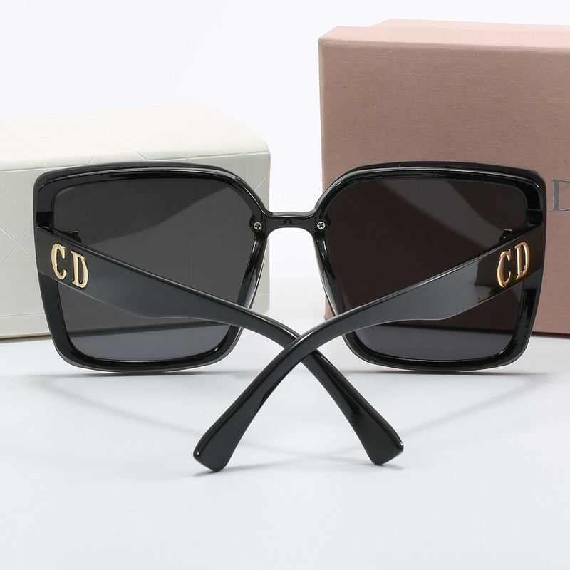 3006  sunglasses with box