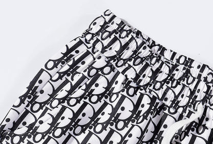 DIC76  Classic full-print custom-made embossed shorts