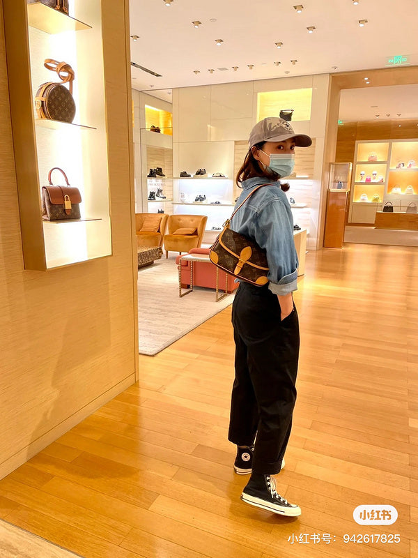 MLP02 Women's new fashion 24*14cm baguette bag