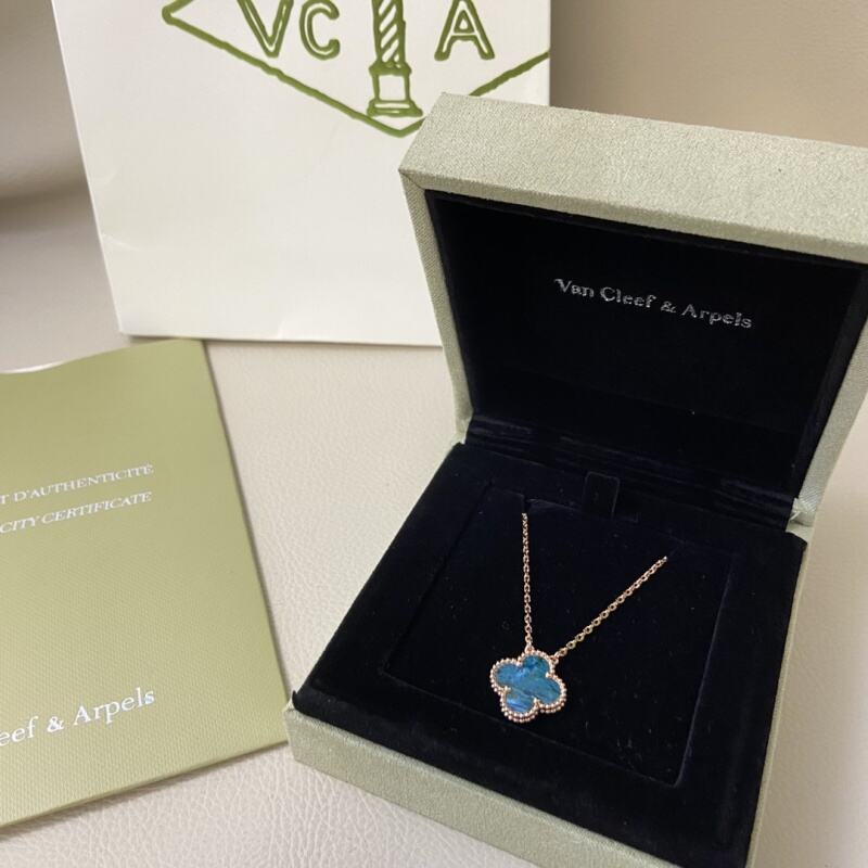 VAN37   New Mini Spring Necklace Jewelry