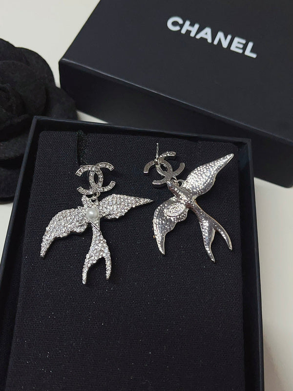 A1148   Women's Flying Bird Earrings Jewelry
