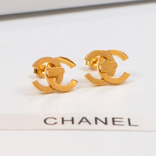 CHE16 double C Gold Plated ear studs  Jewelry